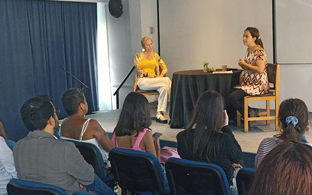 Con alta participación se realizó el lanzamiento del libro «Criando» de Daniela Ponce en el CFT PUCV sede Viña del Mar