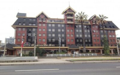 Visita de CFT PUCV a Hotel Best Western Marina del Rey, Viña del Mar