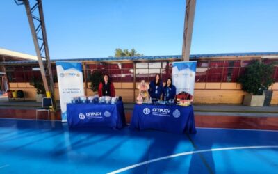 CFT PUCV estuvo presente en Feria Vocacional del colegio República de México de Quillota