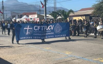 CFT PUCV participa en el Desfile Cívico por el aniversario de La Calera