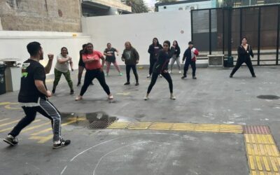 Estudiantes, hijos/as y Pre Matriculados participan en los talleres de zumba organizados por CFT PUCV en su Sede de Valparaíso