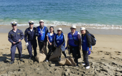 Vinculación con el Medio del CFT PUCV participó de la “Limpieza de Playas”