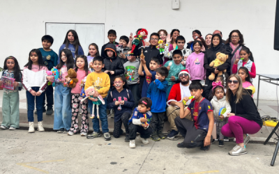 Delegados de Sedes Valparaíso y Viña del Mar del CFT PUCV celebran fiesta navideña para hijos e hijas de estudiantes