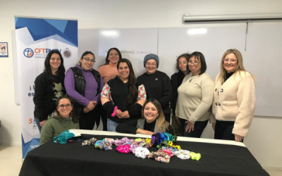 CFT PUCV realiza exitoso taller para emprendedoras del Programa Mujeres Jefas de Hogar