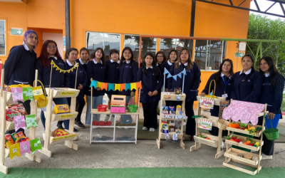 Estudiantes de TNS en Educación Parvularia de CFT PUCV Sede La Calera realizan taller de salud y nutrición en Escuela de Lenguaje Manantial