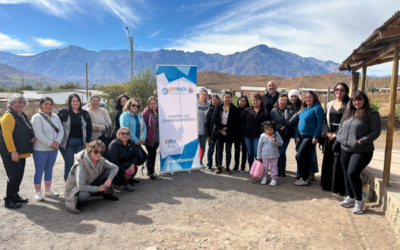 Mujeres Emprendedoras recibieron importante taller sobre el manejo de redes sociales por parte de CFT PUCV