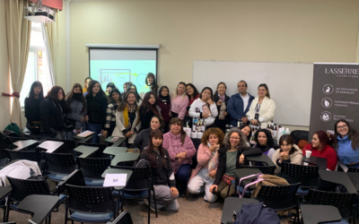 Estudiantes de TNS en Estética, Cosmetología y Terapias Complementarias Sede Limache reciben la visita de Lasserre Cosmética