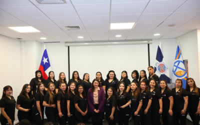 Estudiantes de TNS en Estética, Cosmetología y Terapias Complementarias fueron parte de una emotiva ceremonia de investidura