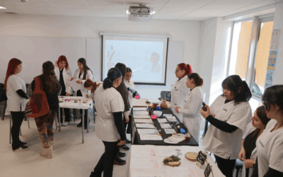 Estudiantes de CFT PUCV realizaron una Exposición de Aromaterapias en Sede Valparaíso