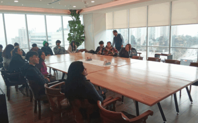 Estudiantes de CFT PUCV asistieron a enriquecedora charla con la empresa portuaria alemana Hapag-Lloyd