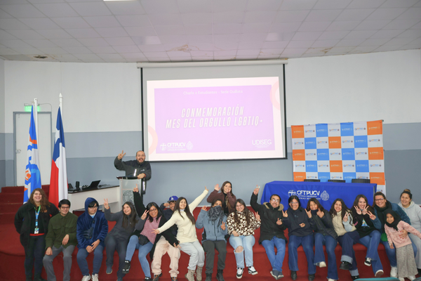 Por una Educación Técnica de Nivel Superior con Enfoque de Derechos: CFT PUCV conmemora el Mes del Orgullo