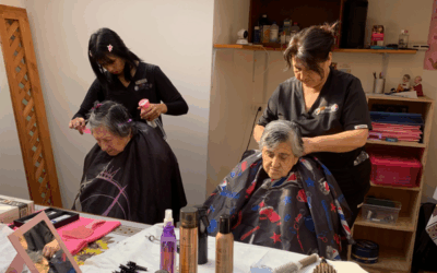 Estudiantes de TNS en Estética, Cosmetología y Terapias Complementarias de Sede Limache realizaron Operativo de Estética a Residencia de Para el Adulto Mayor SEPAM