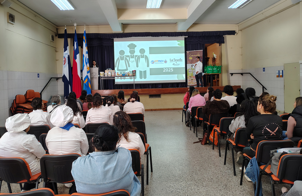 CFT PUCV Sede Viña del Mar recibió la visita de la Empresa Máster Martini Chile