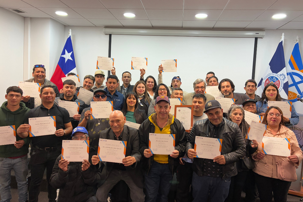 CFT PUCV junto a Gendarmería de Valparaíso certificaron a 30 participantes del Centro de Apoyo para la Integración Social