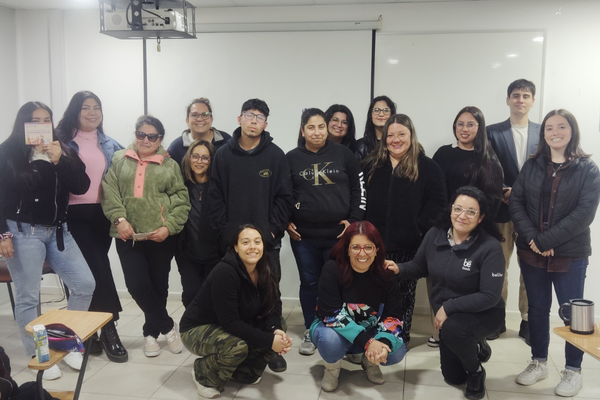 Estudiantes de Sede Limache reflexionan sobre género, respeto y convivencia en talleres de la UDISEG