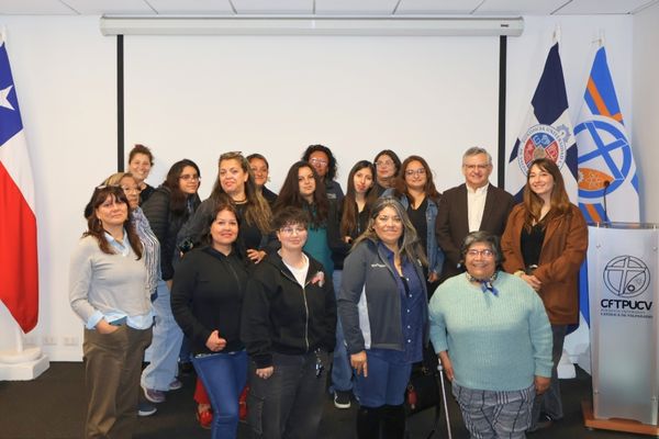 CFT PUCV Sede Valparaíso albergó una interesante charla respecto a la Huella de Carbono
