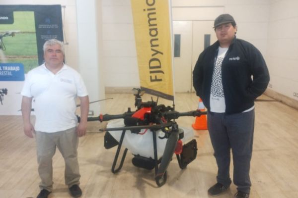 CFT PUCV Sede Viña del Mar participó de la Expo Dron 2025