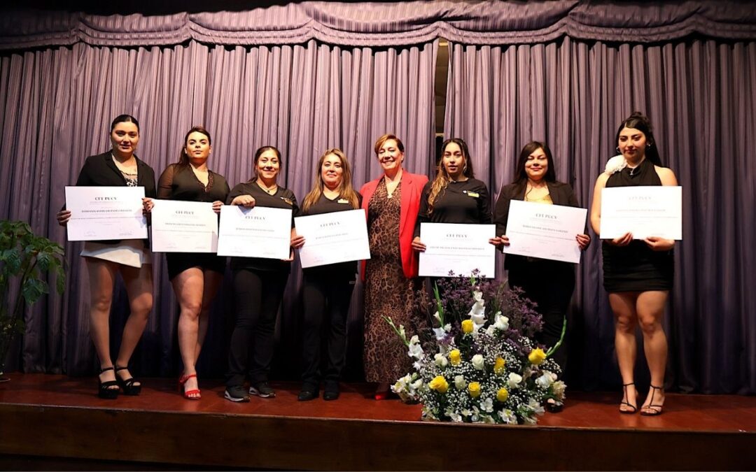 Generación 2025: 182 estudiantes recibieron sus diplomas de título en Sede Viña del Mar