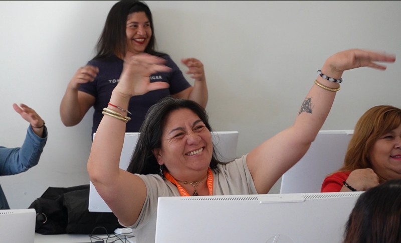 Pausas Activas Socioemocionales recorrieron sedes de CFT PUCV en apoyo al bienestar estudiantil