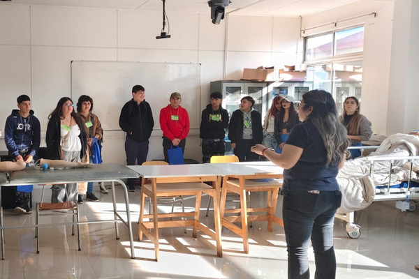 CFT PUCV Sede Viña del Mar realizó su primera actividad de Admisión dirigida a estudiantes del Colegio CEAVI