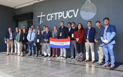 CFT PUCV e Initiative certifican a 16 estudiantes del Diplomado en Finanzas Corporativas
