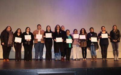 CFT PUCV y la Ilustre Municipalidad de Valparaíso certificaron a los participantes del ciclo de talleres intergeneracionales “Aprendiendo Juntos y Juntas”